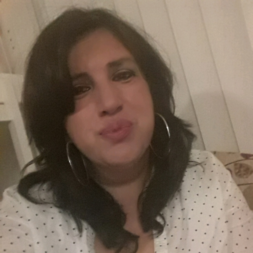 Meet your Posher, Monica